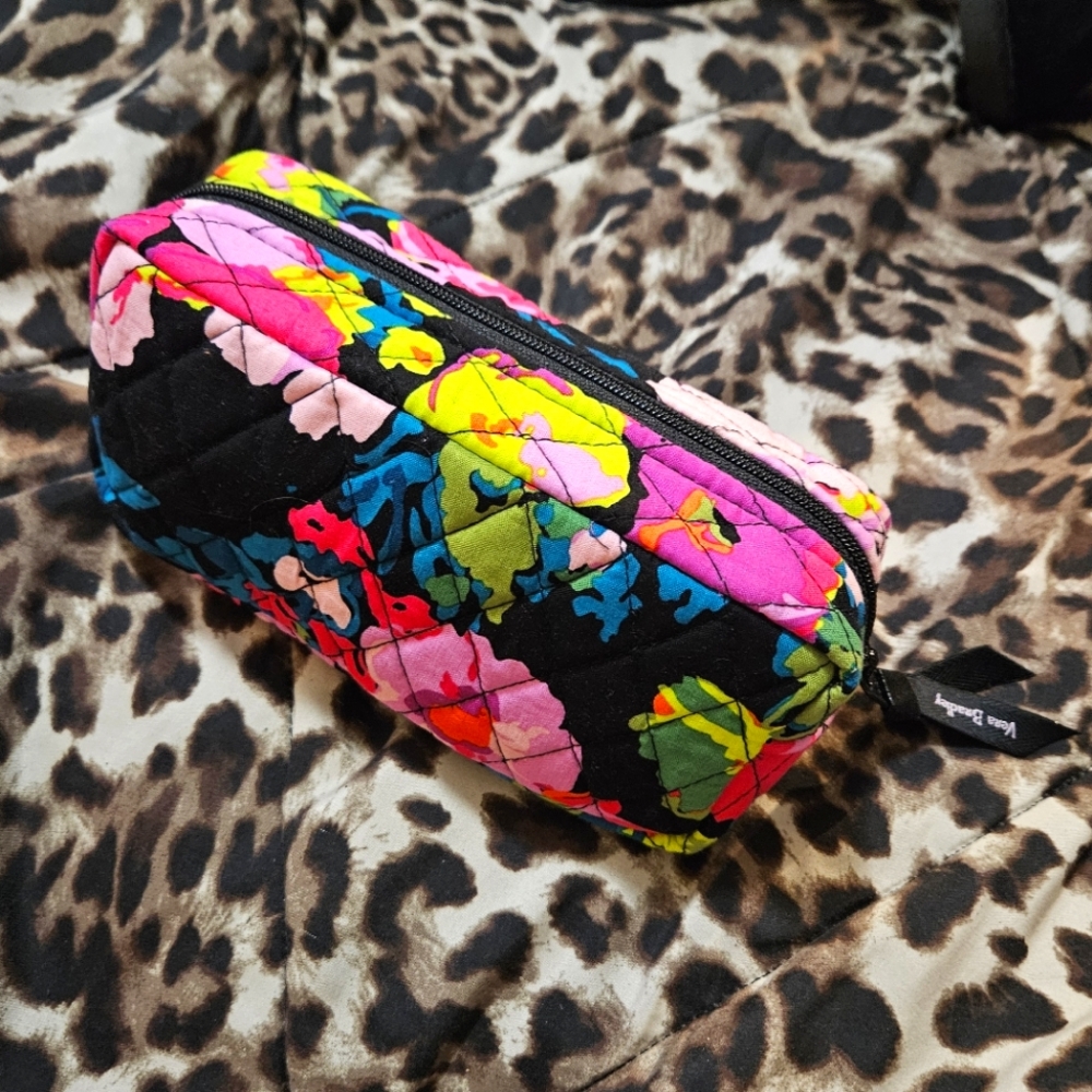 NWOT Cosmetic Bag